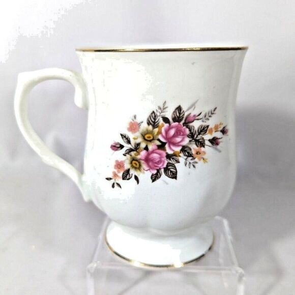 GC Bone China Teacup India Gold Trim Rim Handle Base Floral on White 4 x 3-in - Picture 2 of 6